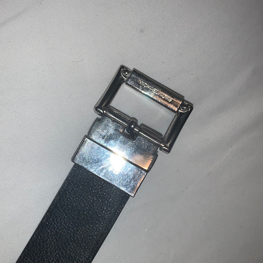 AUTHENTIC MICHAEL KORS REVERSIBLE MONOGRAM BELT!!!